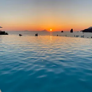 Therasia Sea And - The Leading Of The World 5* Вулкано