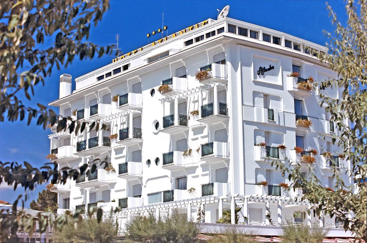 Atlantic Hotel & Spa Риччоне